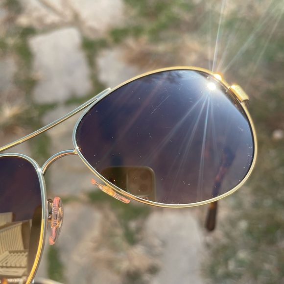 Tory Burch NWT Gold Aviator Sunglasses - Picture 13 of 16